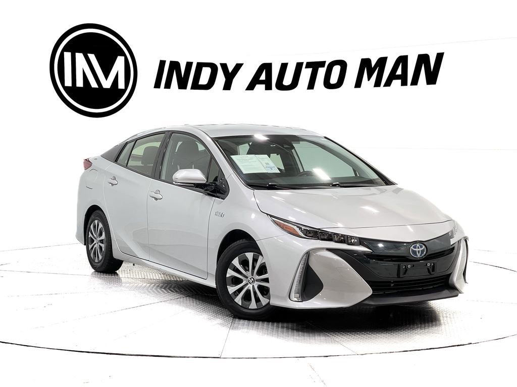 Used 2020 Toyota Prius Prime LE image 2