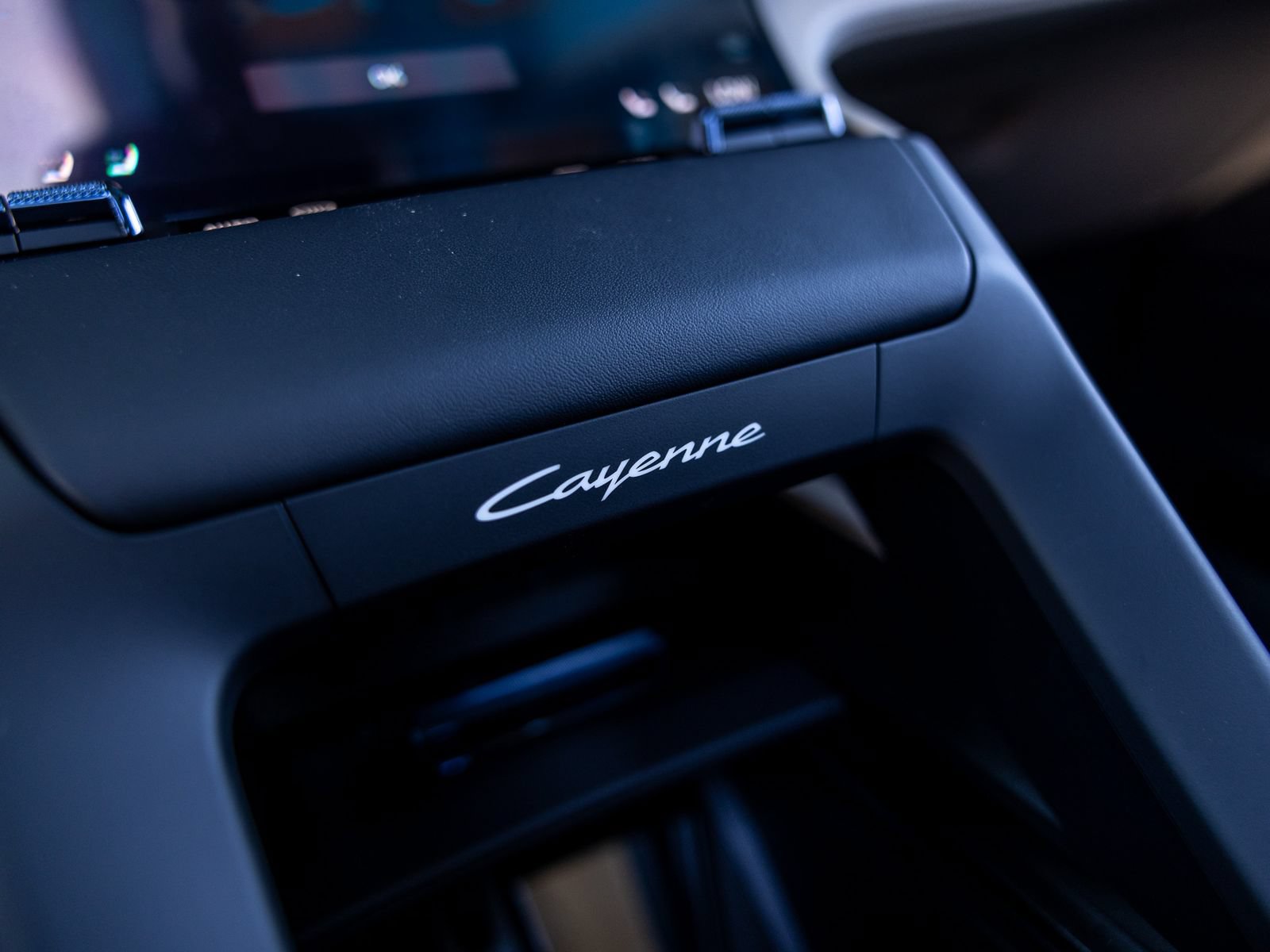 New 2026 Porsche Cayenne Electric AWD/4WD image 30
