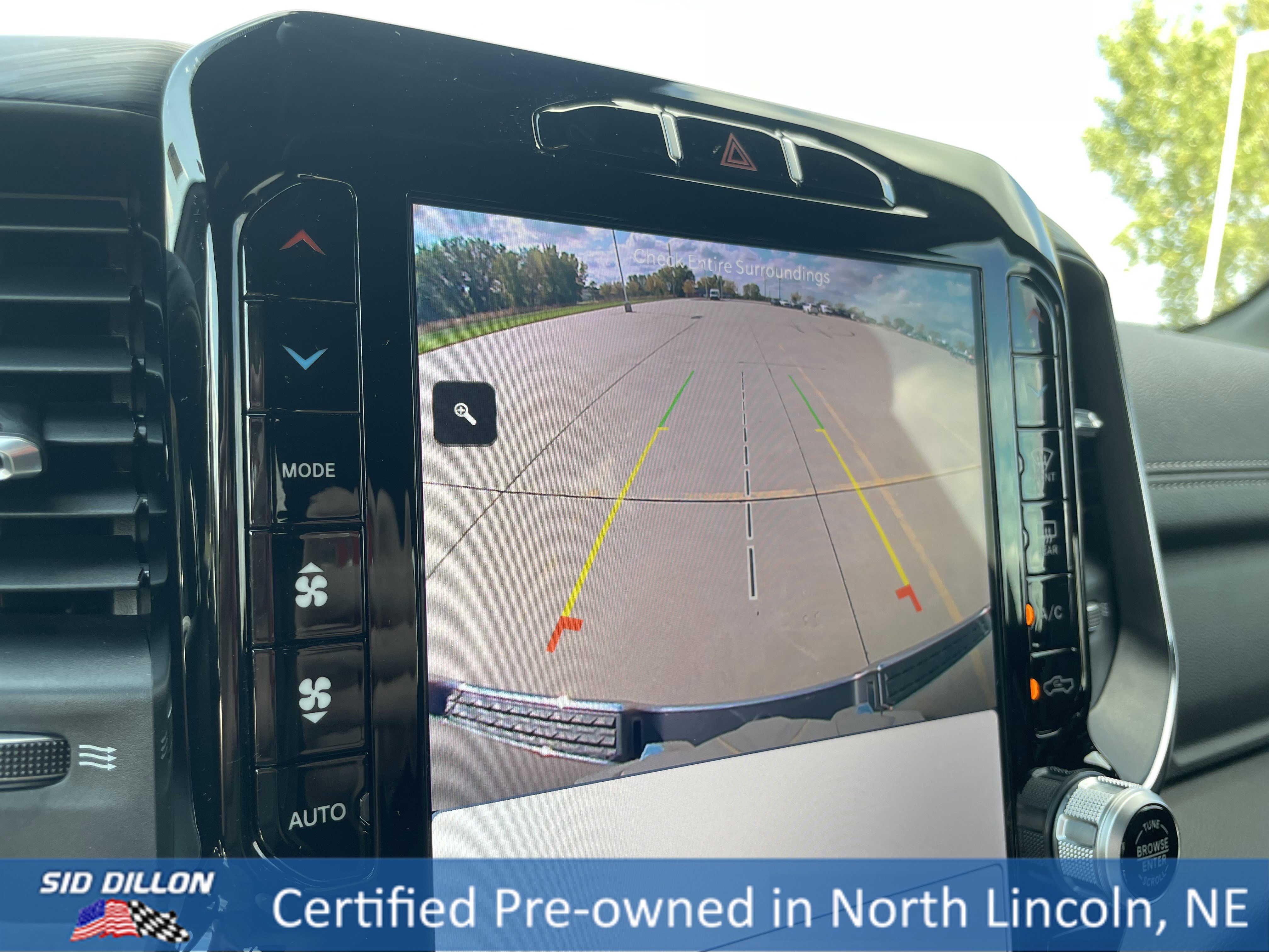 Used 2024 RAM 1500 Laramie image 14