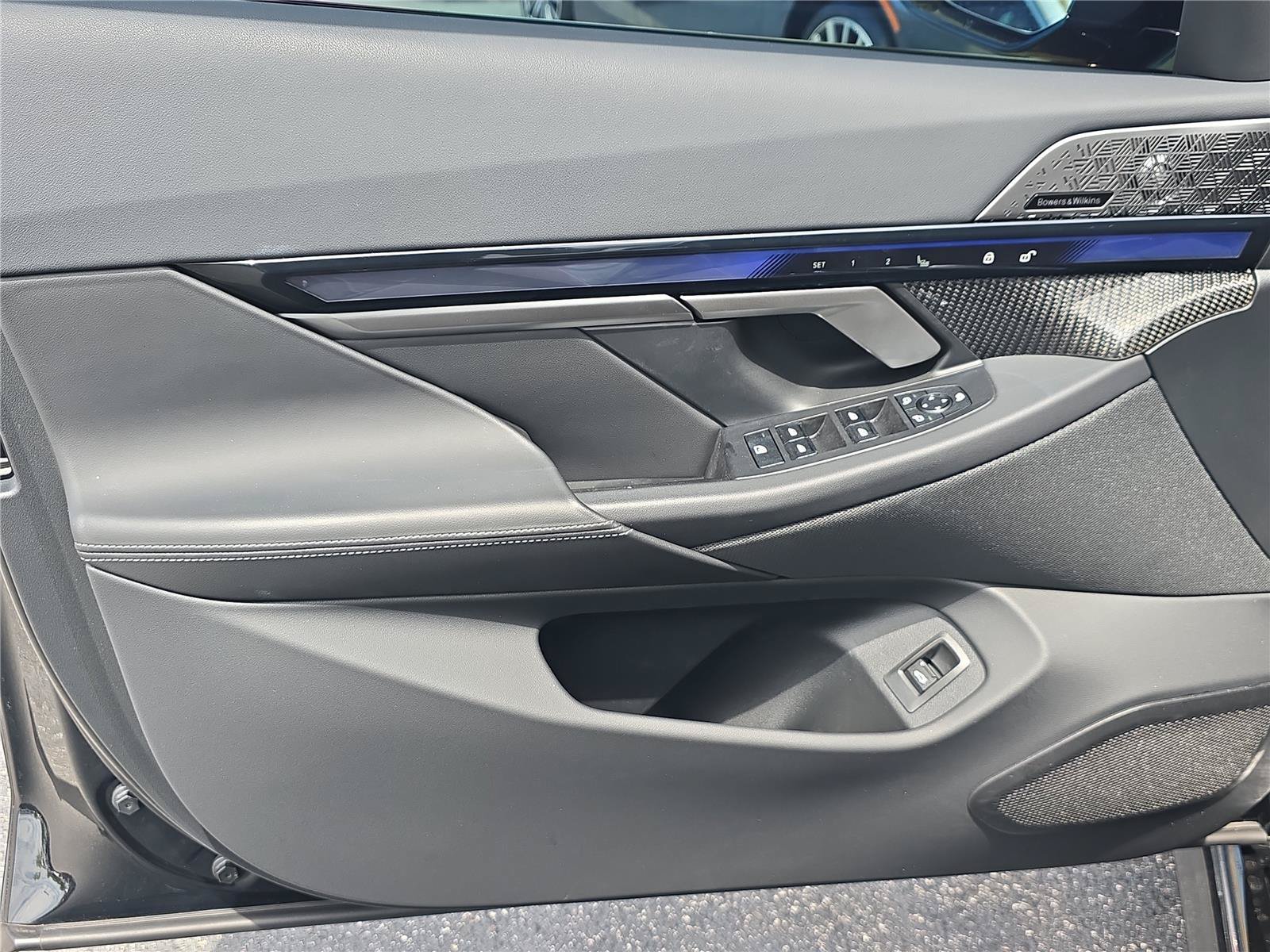 Certified 2025 BMW M5 Touring AWD/4WD image 15
