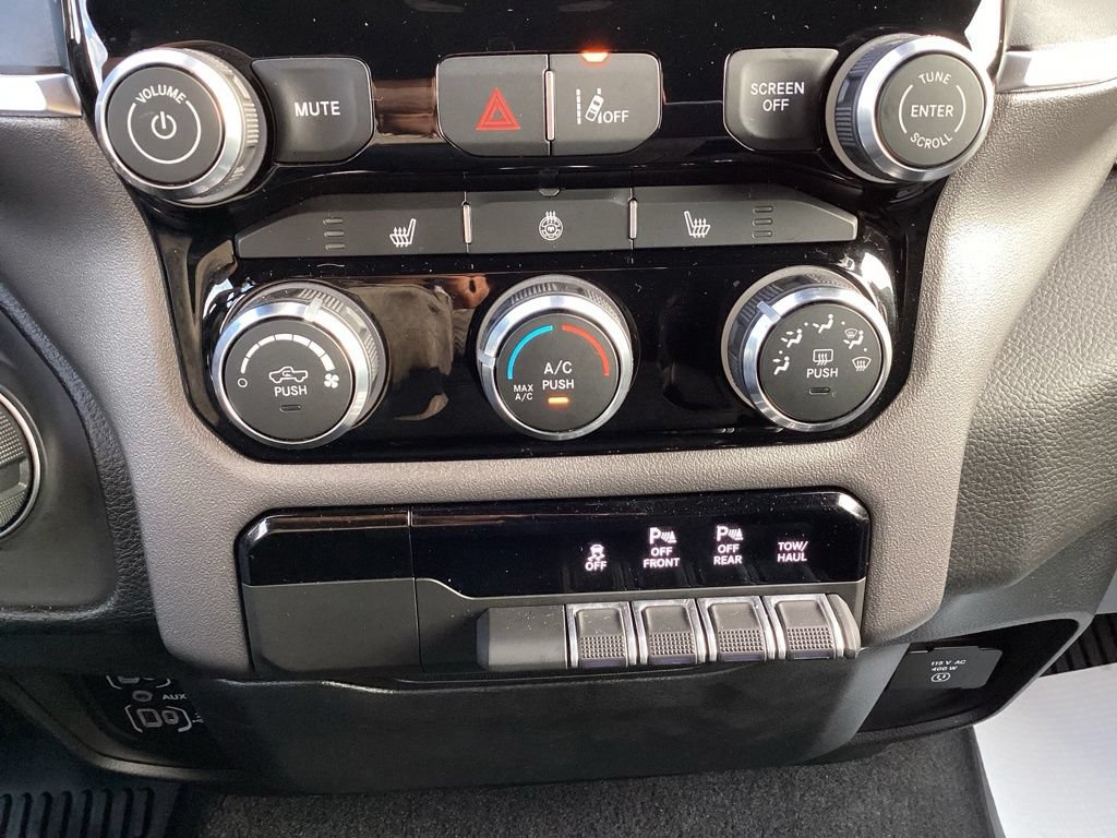 Used 2026 RAM 1500 Big Horn AWD/4WD image 18