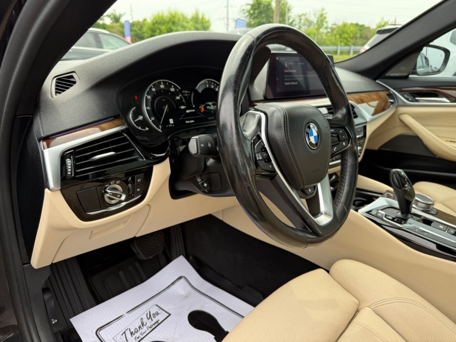 Used 2019 BMW 530e xDrive w/ Convenience Package AWD/4WD image 19