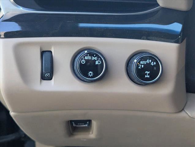 Used 2019 Cadillac Escalade Platinum AWD/4WD image 14