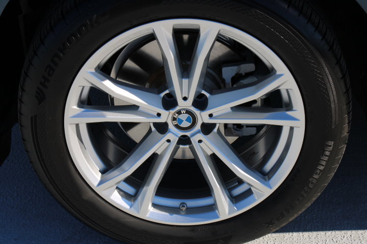 Used 2025 BMW X3 xDrive30i w/ Premium Package image 9