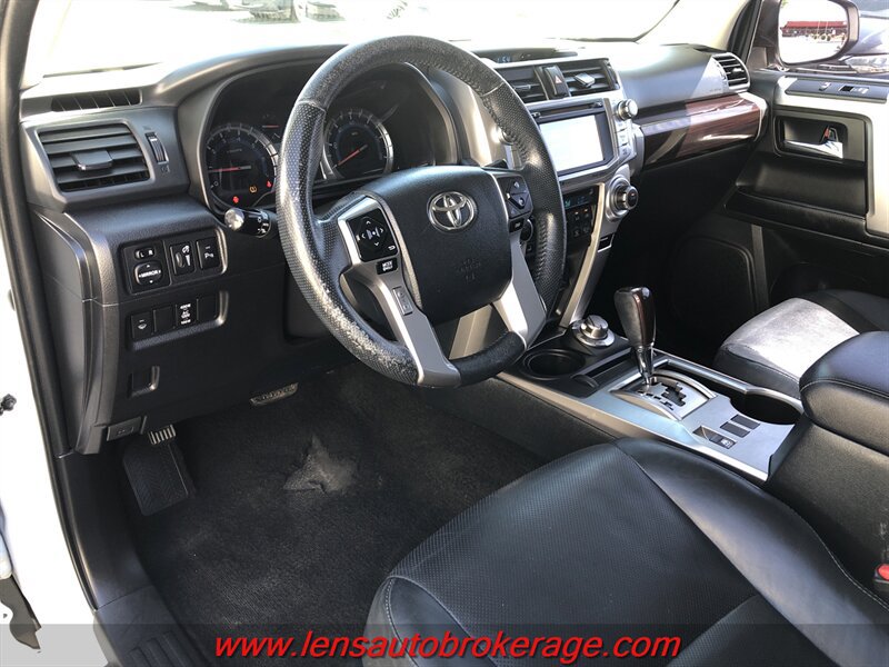 Used 2017 Toyota 4Runner Limited AWD/4WD image 10