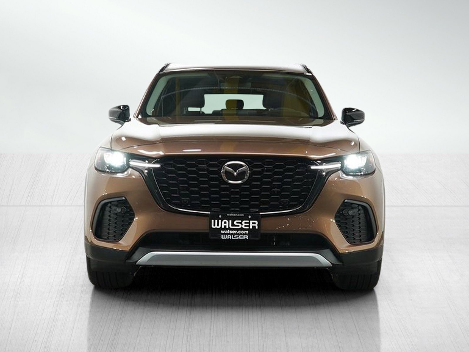 Certified 2025 MAZDA CX-70 Plug-In Hybrid w/ Premium Pkg image 9