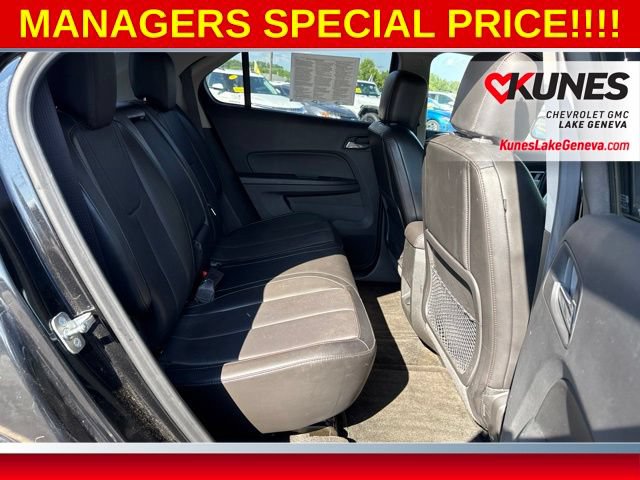 Used 2017 Chevrolet Equinox Premier w/ Enhanced Convenience Package AWD/4WD image 18