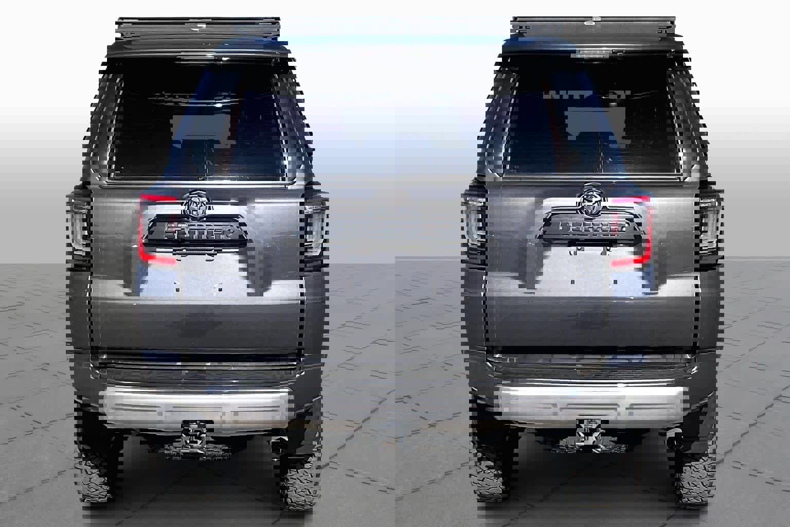 Used 2018 Toyota 4Runner TRD Off-Road image 4