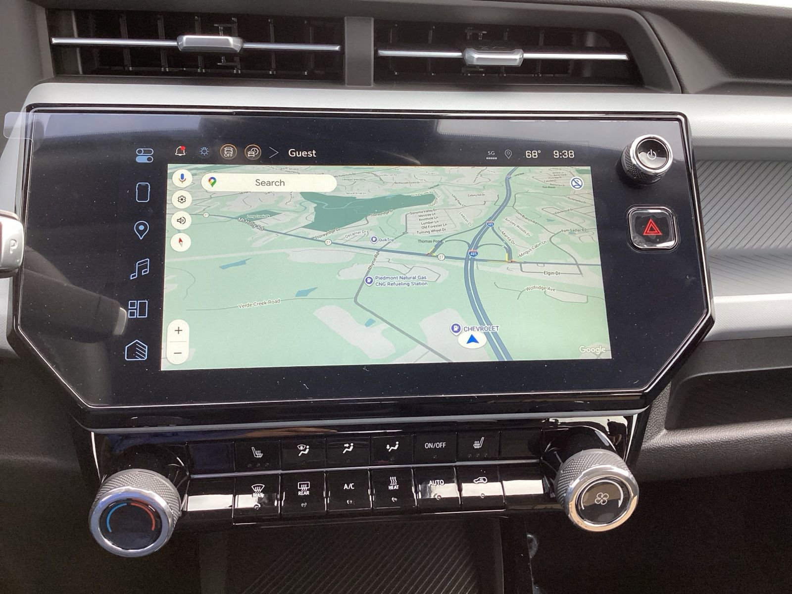 New 2027 Chevrolet Bolt LT w/ Comfort Package image 14