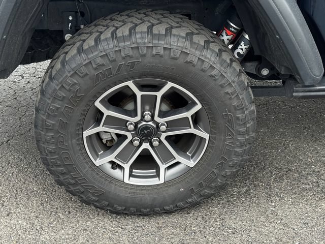 Certified 2025 Jeep Gladiator Mojave w/ Steel Bumper Group AWD/4WD image 12