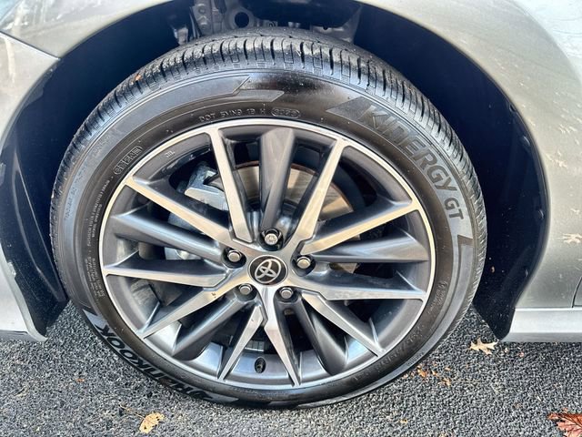 Used 2024 Toyota Camry XLE image 19