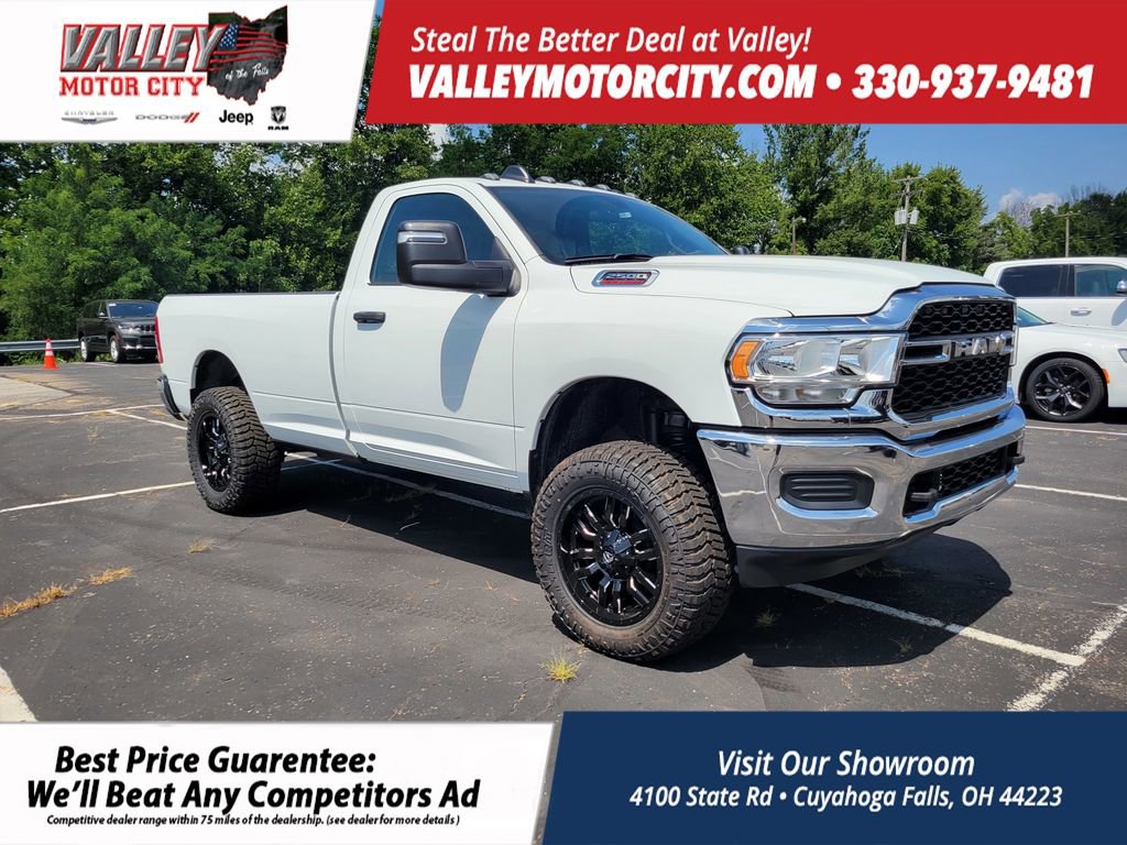 New 2024 RAM 2500 Tradesman w/ Chrome Appearance Group