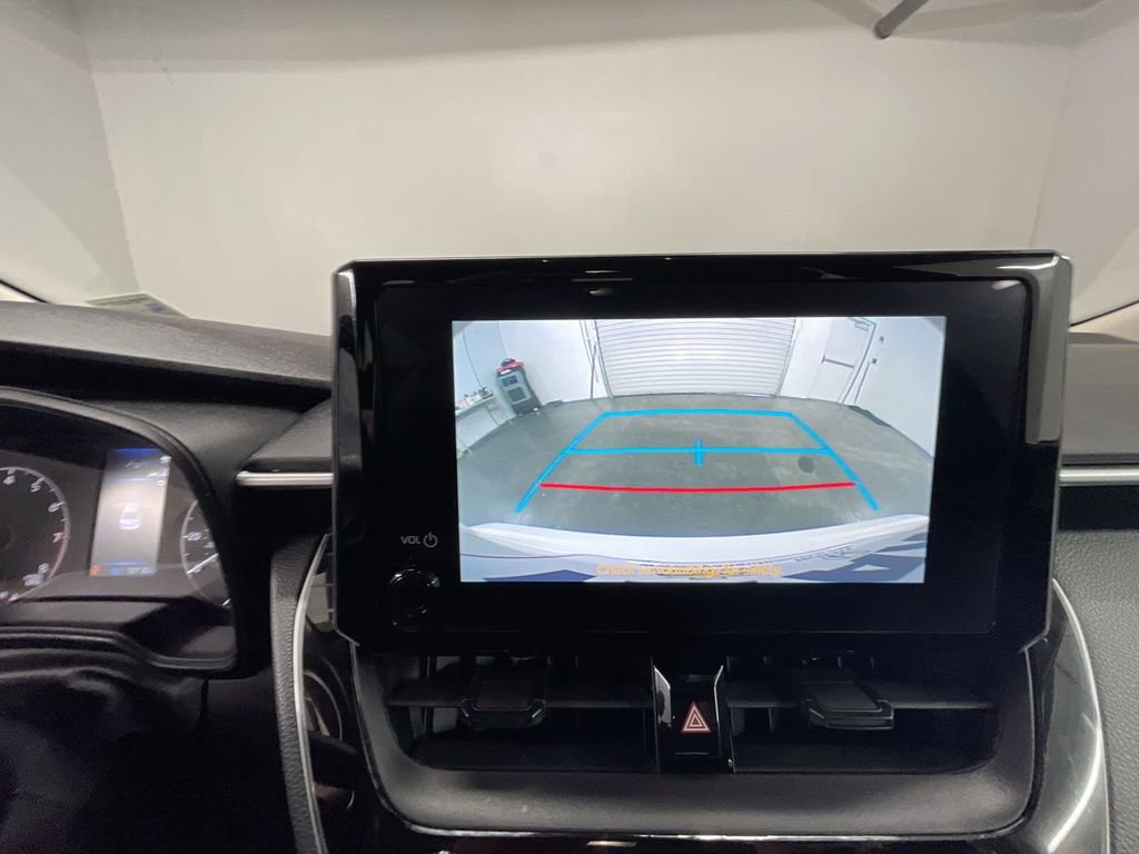 Used 2023 Toyota Corolla LE image 14