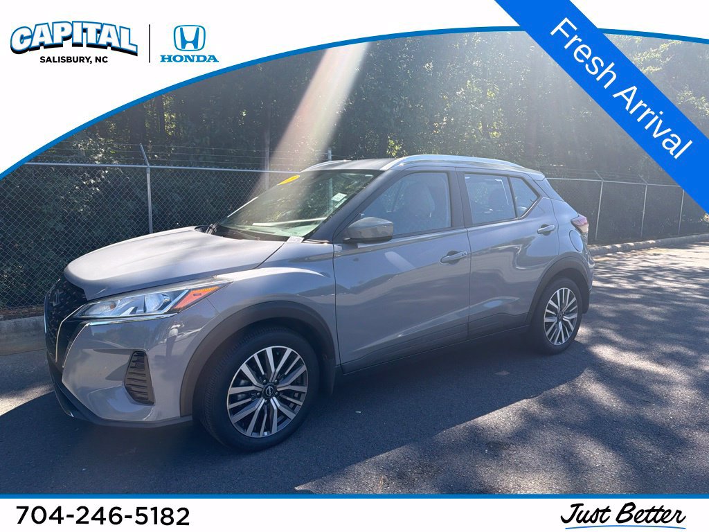 Used 2023 Nissan Kicks SV