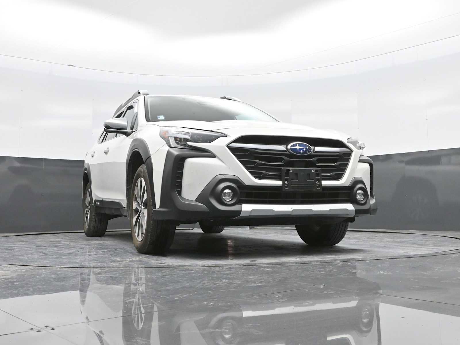 Used 2023 Subaru Outback Touring XT image 33