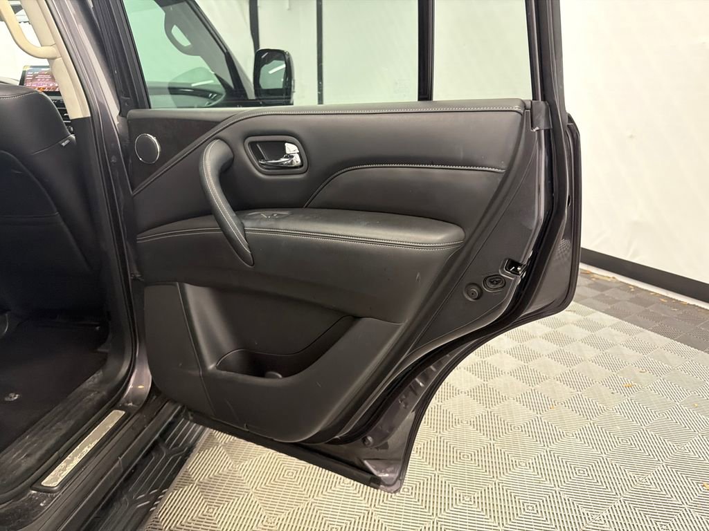 Used 2024 INFINITI QX80 Luxe image 18