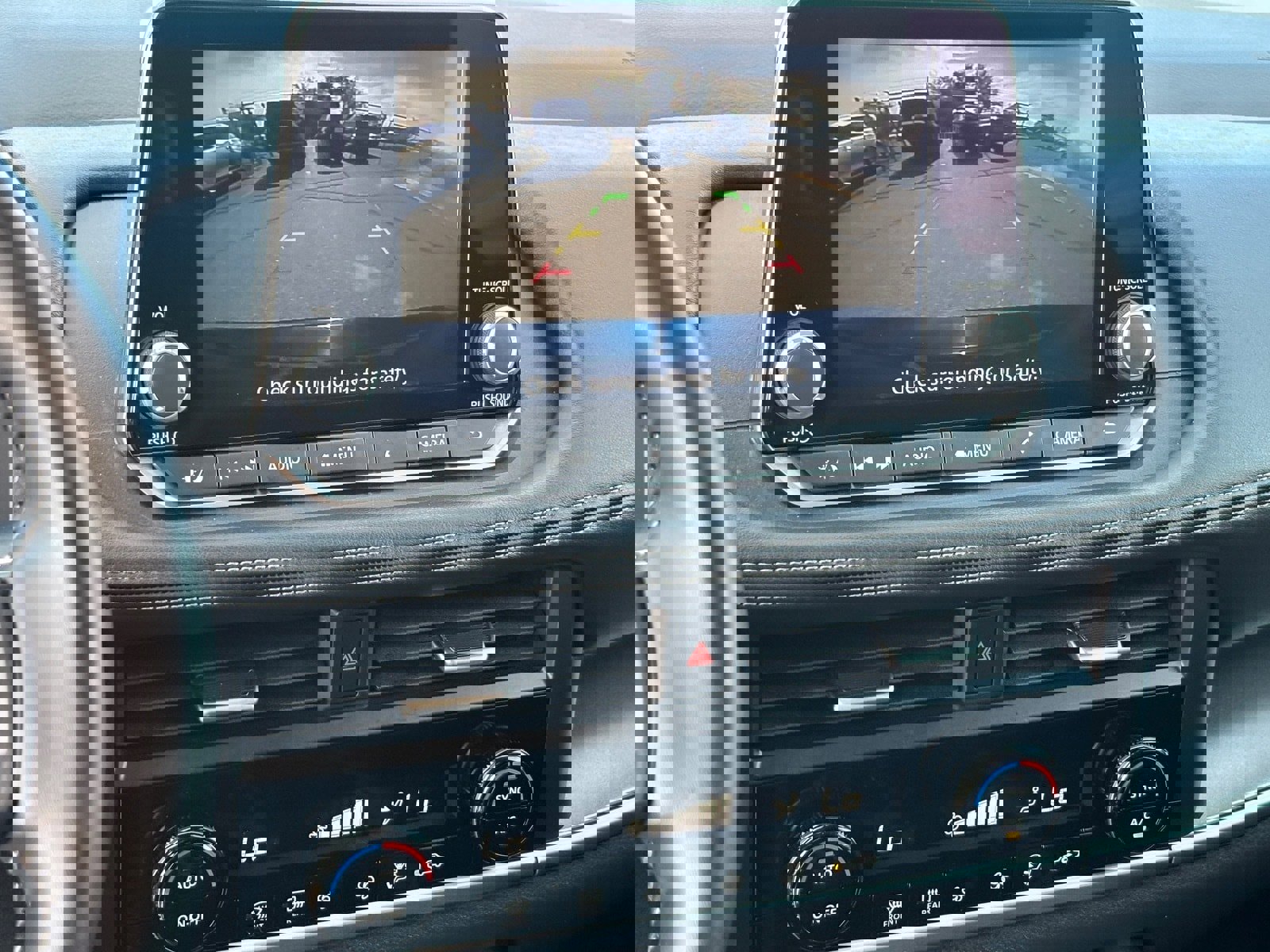 Certified 2025 Nissan Rogue SV image 23