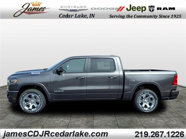 New 2026 RAM 1500 4x4 Crew Cab image 2
