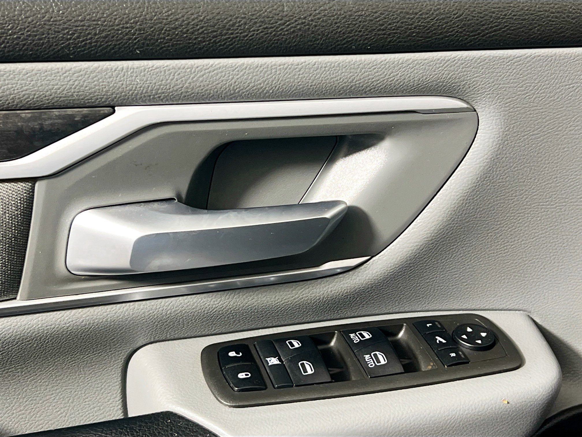 Used 2022 RAM 1500 Big Horn image 14