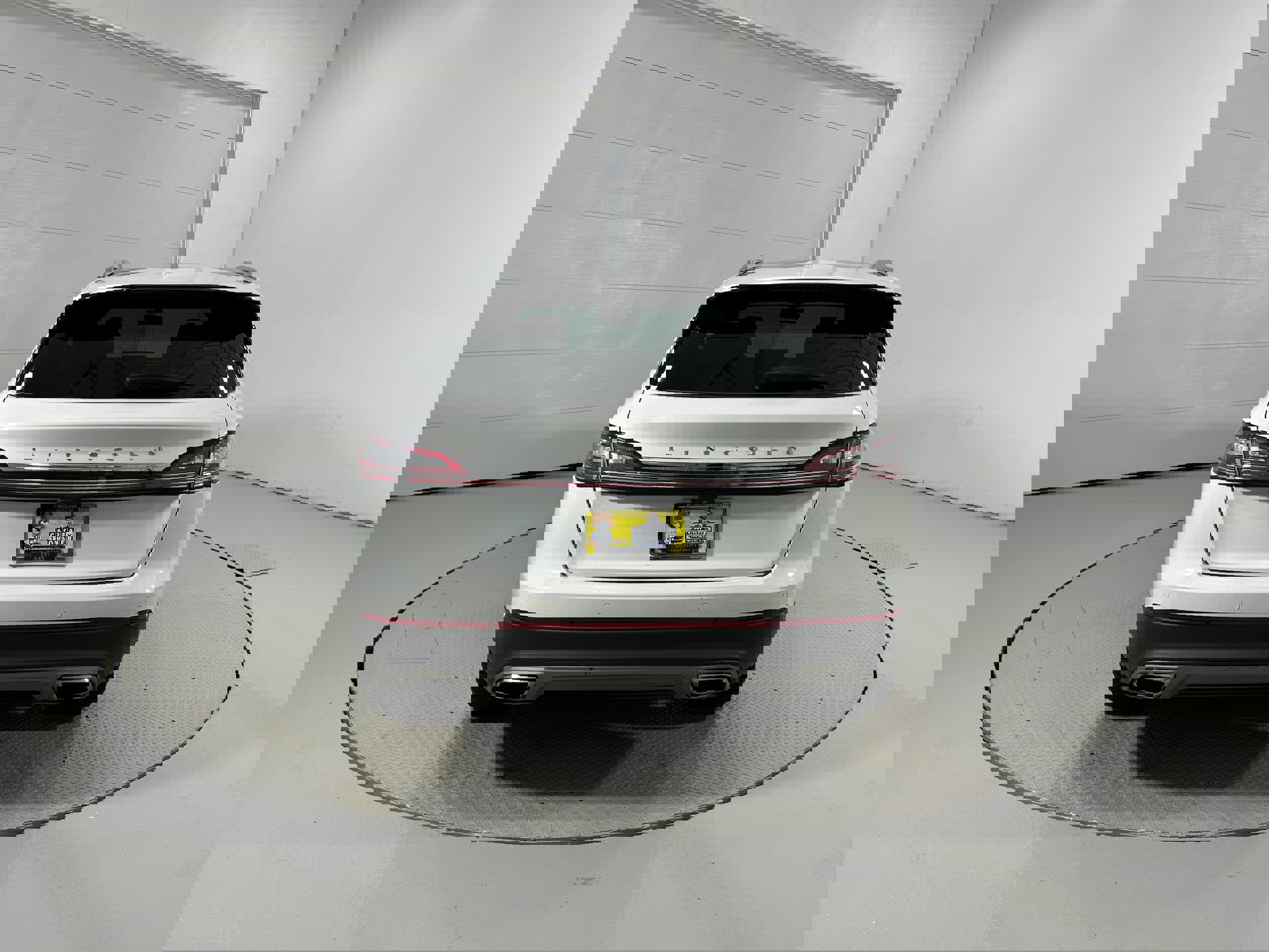 Used 2022 Lincoln Nautilus Reserve image 31