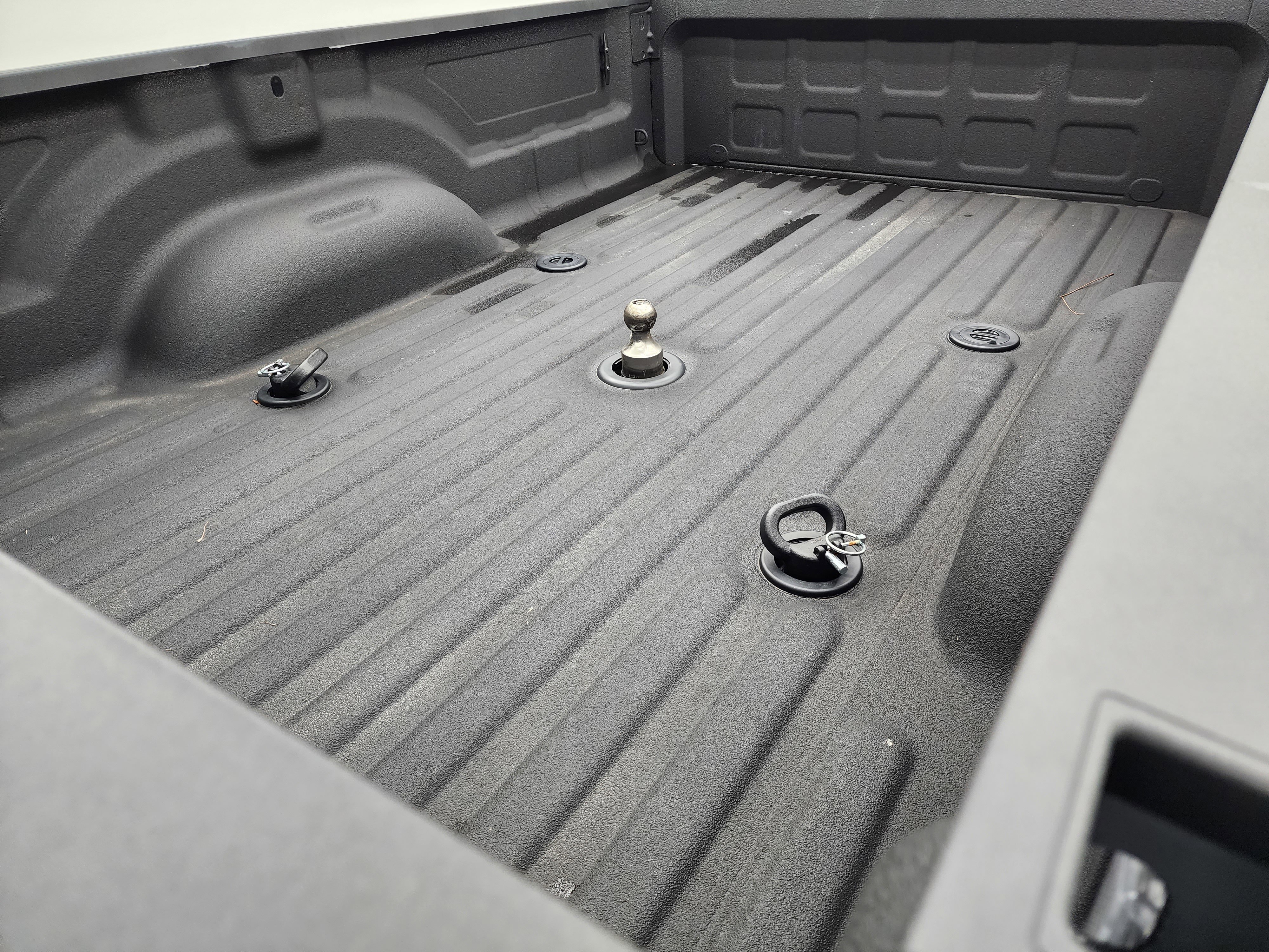 Used 2025 RAM 3500 Laramie image 5