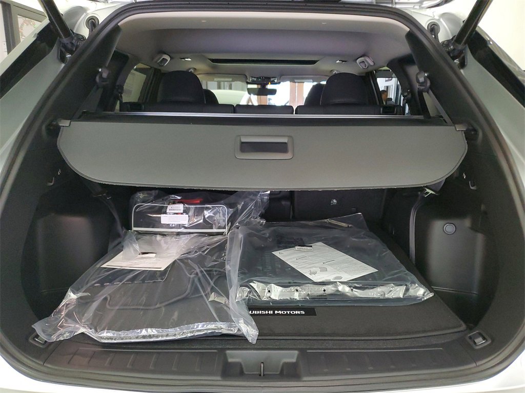 New 2025 Mitsubishi Outlander SEL image 10