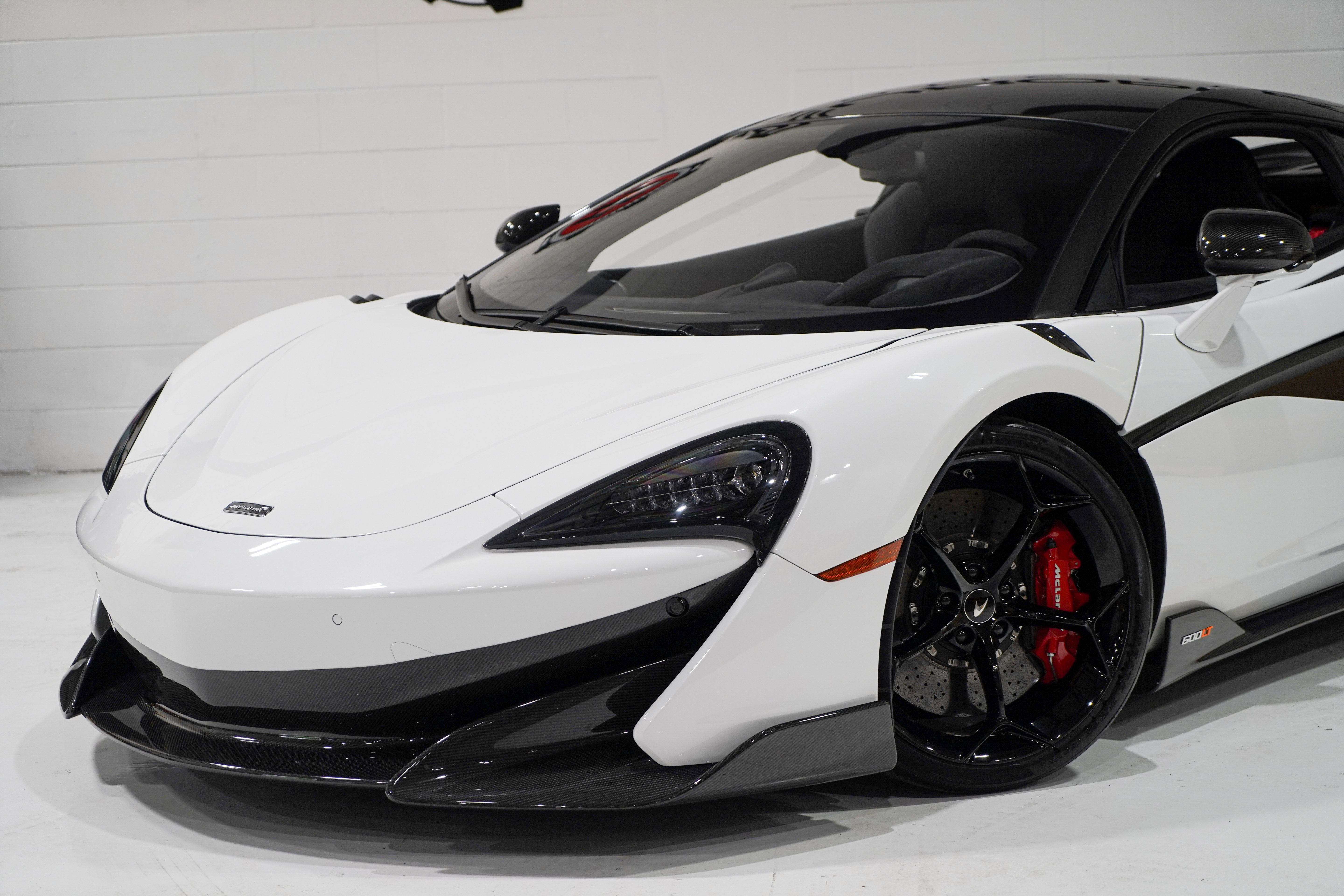 Used 2019 McLaren 600LT RWD image 31