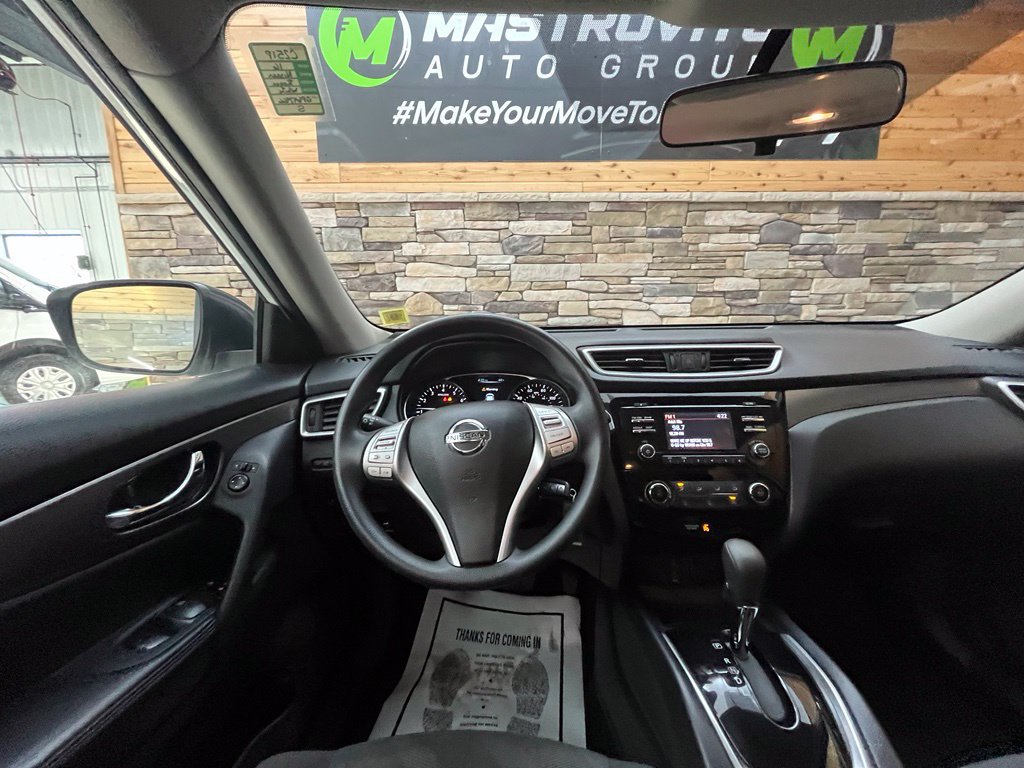 Used 2016 Nissan Rogue S AWD/4WD image 44