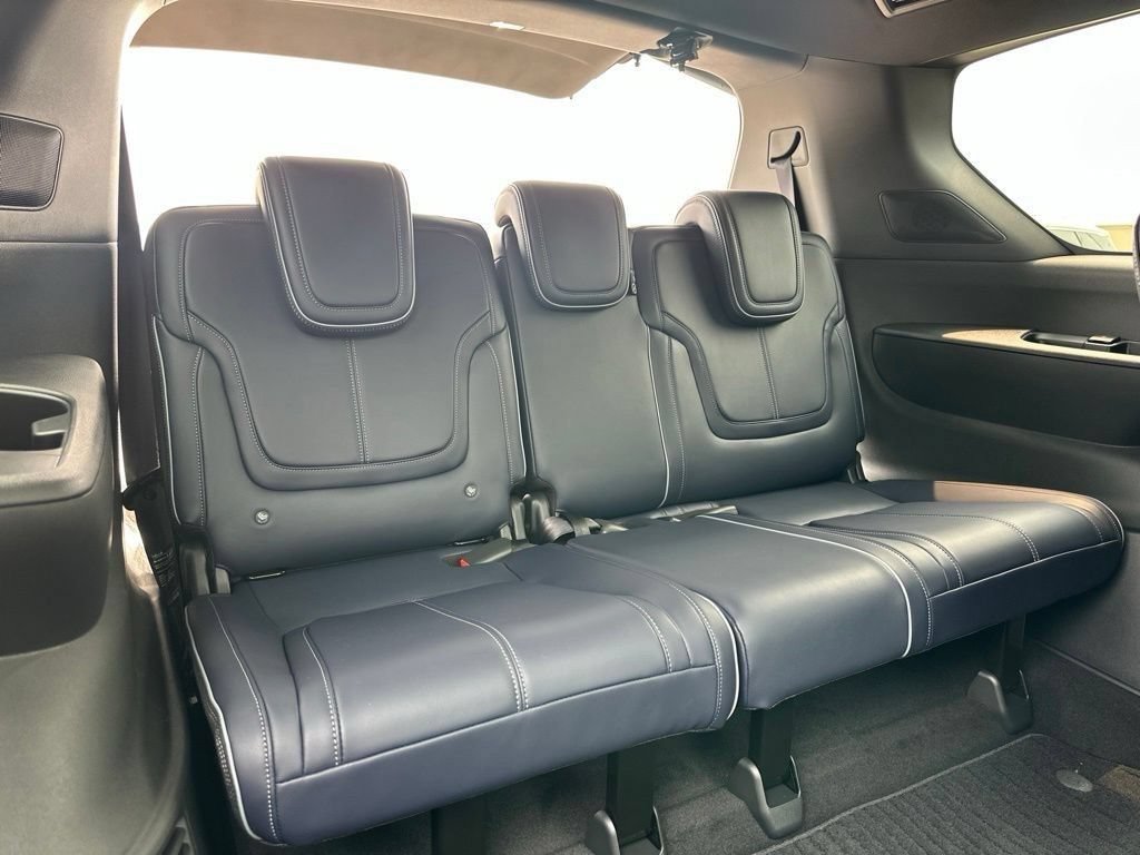 New 2027 INFINITI QX80 Sensory w/ Sport Exterior Package AWD/4WD image 24