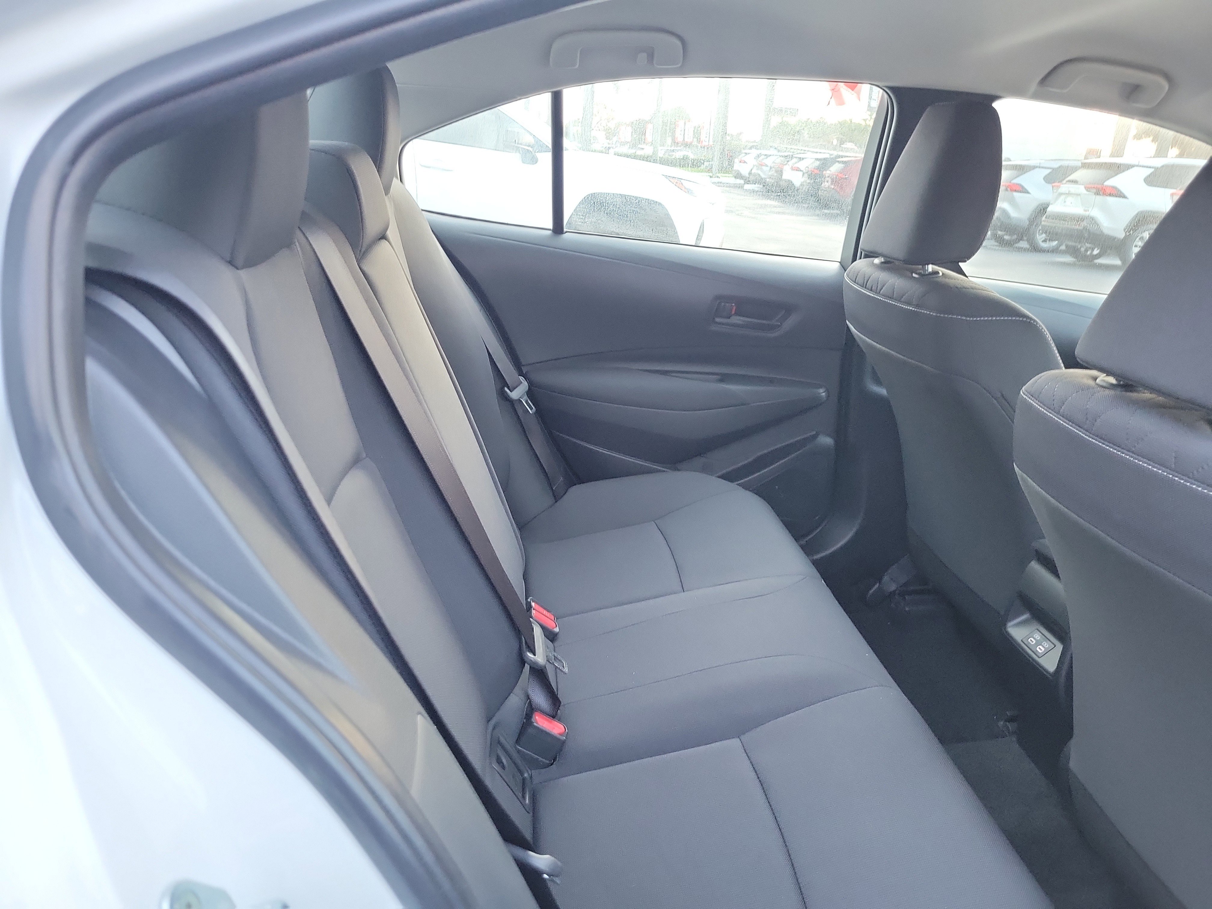 Used 2023 Toyota Corolla SE image 15