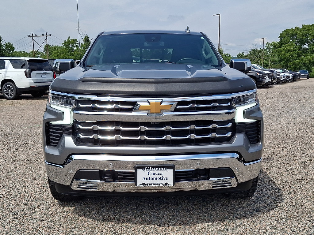 Used 2024 Chevrolet Silverado 1500 LTZ w/ LTZ Convenience Package II AWD/4WD image 5