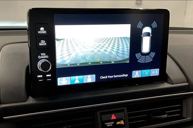 Used 2025 Honda Pilot Touring image 31