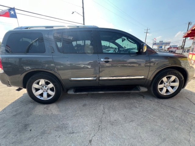 Used 2011 Nissan Armada SL image 4