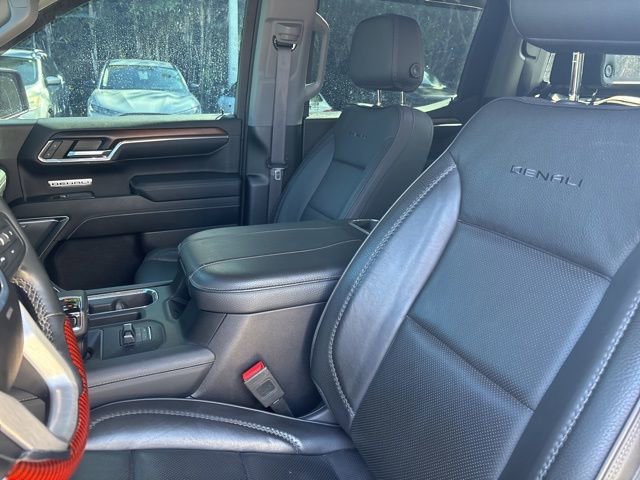 Used 2024 GMC Sierra 1500 Denali w/ Technology Package AWD/4WD image 6