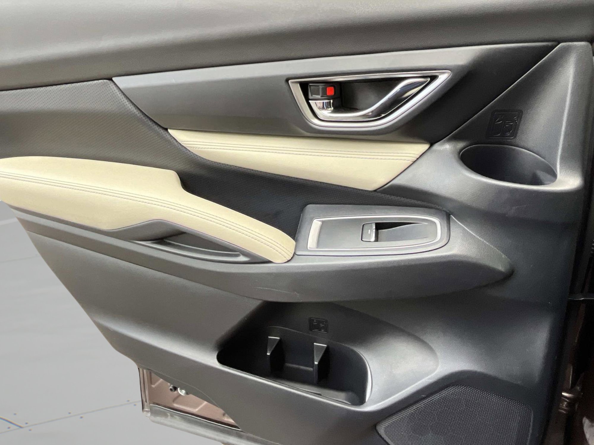 Used 2020 Subaru Ascent Limited w/ Popular Package #4 image 19