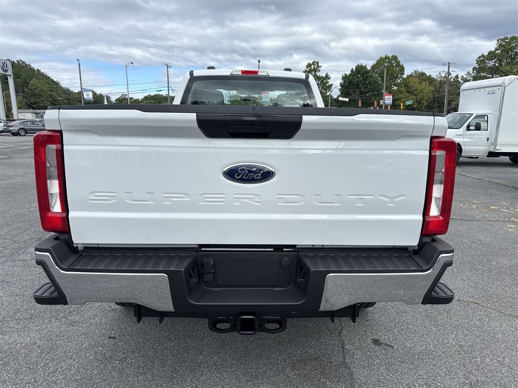 New 2026 Ford F350 XL image 5