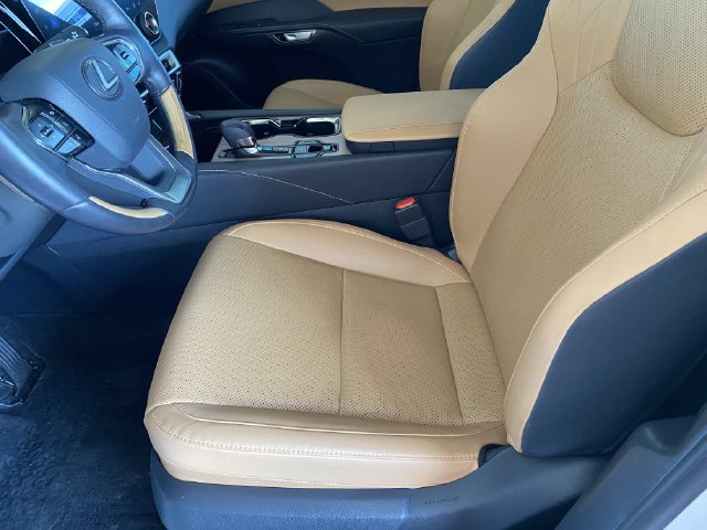 Used 2025 Lexus RX 350 Premium w/ Accessory Package FWD image 18