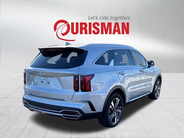 Used 2023 Kia Sorento EX image 2