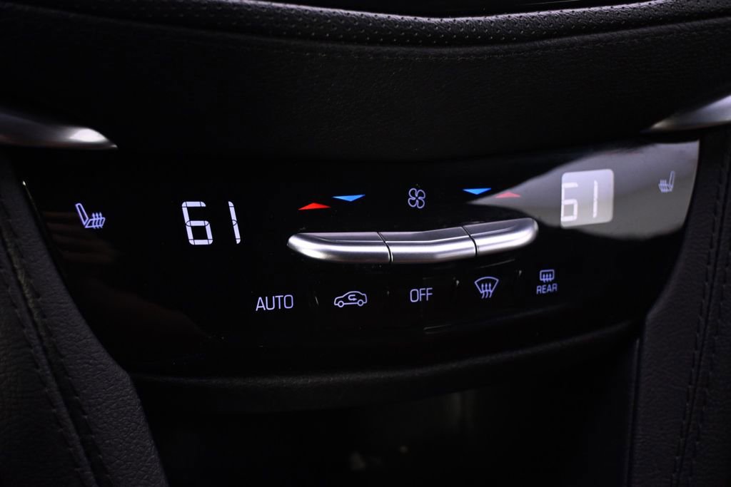 Certified 2025 Cadillac XT5 Sportv w/ Technology Package AWD/4WD image 32