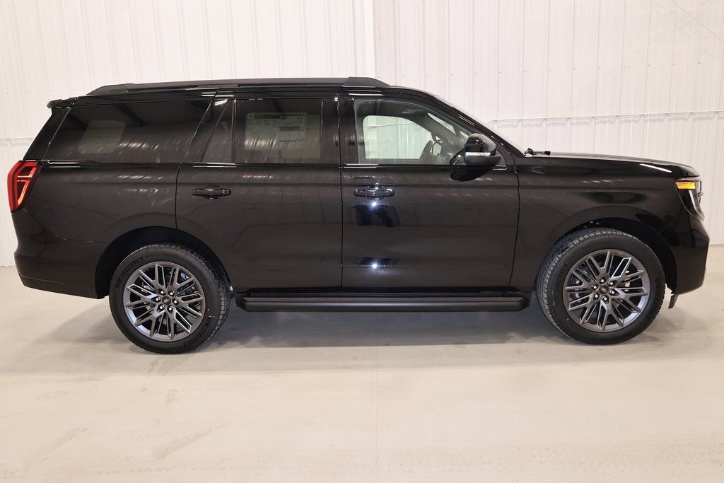 New 2026 Ford Expedition Platinum w/ Stealth Appearance Package image 2
