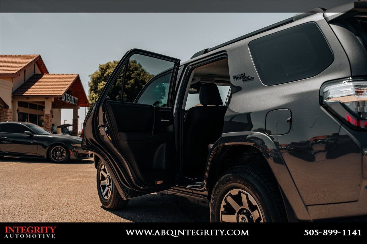 Used 2023 Toyota 4Runner TRD Off-Road Premium w/ Off Road Premium Plus Package AWD/4WD image 39