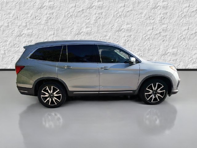 Used 2019 Honda Pilot Touring image 2