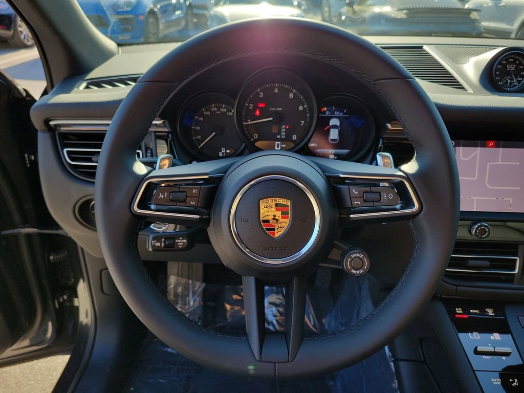 New 2026 Porsche Macan AWD/4WD image 37