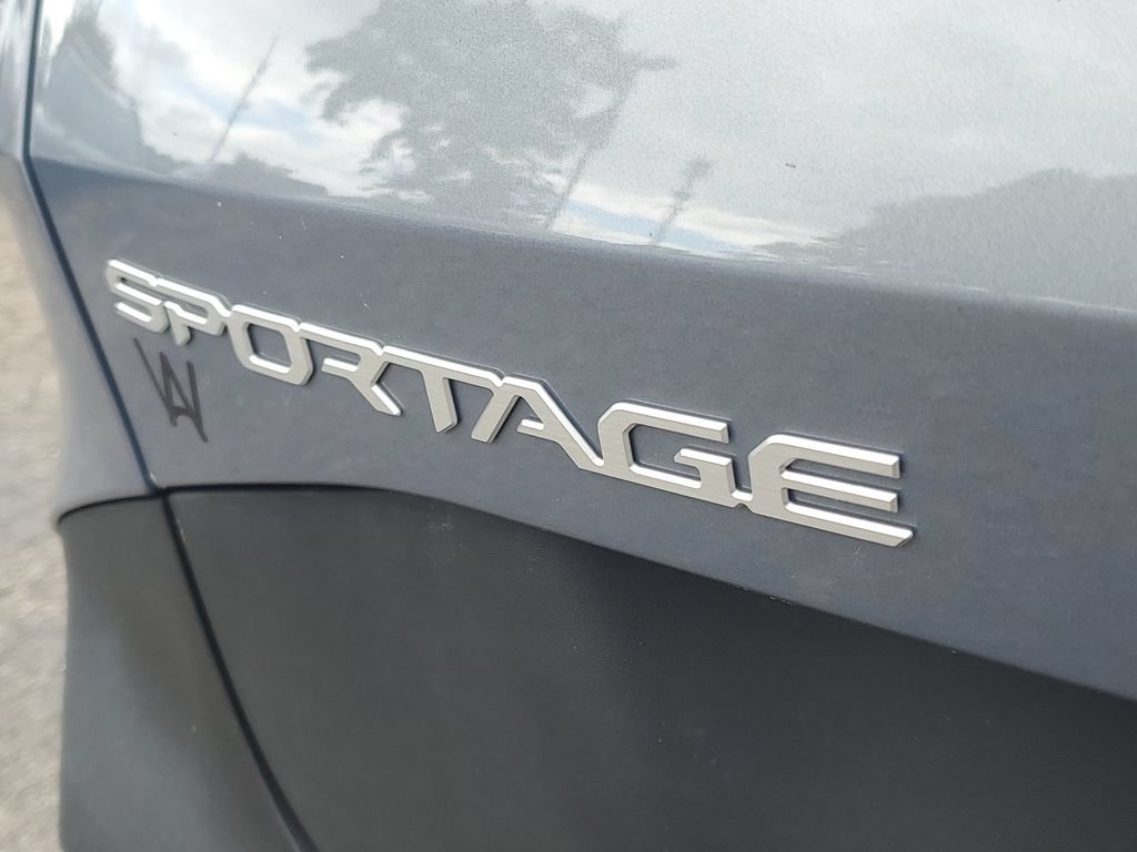 Certified 2024 Kia Sportage EX AWD/4WD image 6