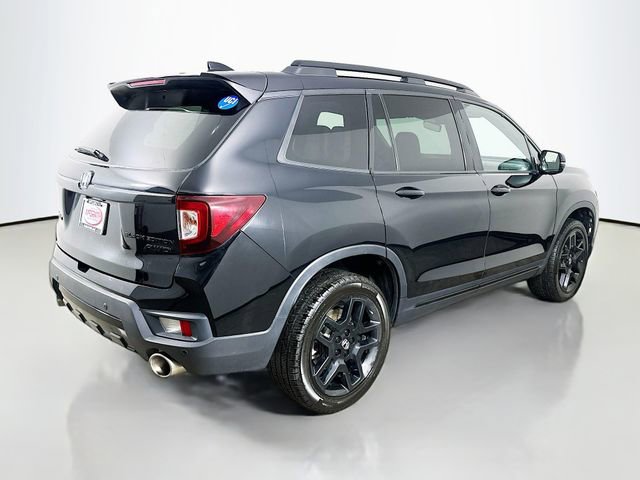 Certified 2024 Honda Passport Black Edition image 21