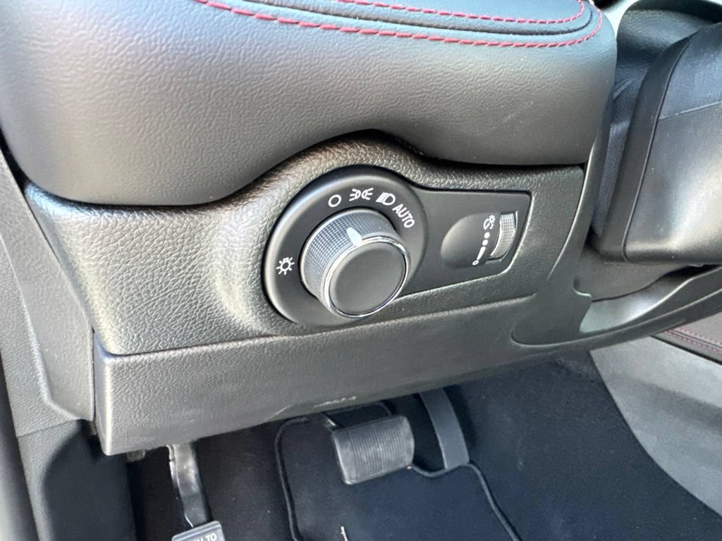 New 2026 Dodge Durango GT w/ Tow 'N Go Package AWD/4WD image 11