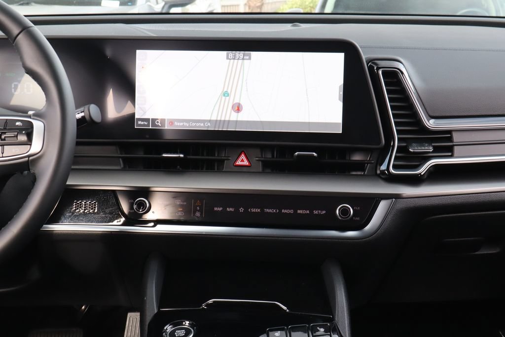 Used 2025 Kia Sportage EX AWD/4WD image 28