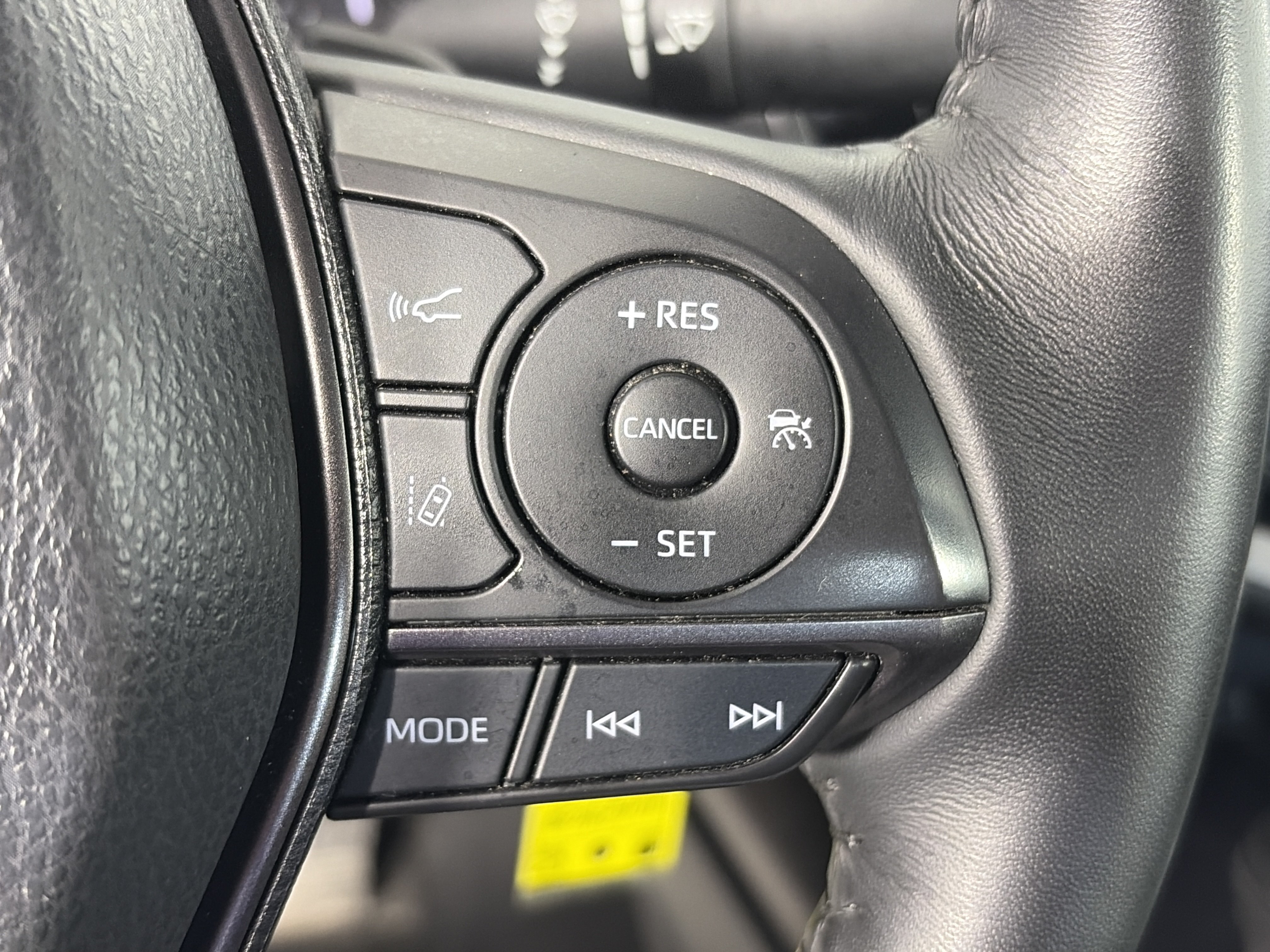 Used 2024 Toyota Camry SE FWD image 30