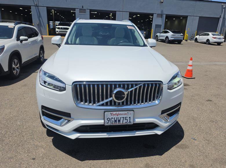 Used 2023 Volvo XC90 T8 Plus w/ Protection Package Premier AWD/4WD image 2