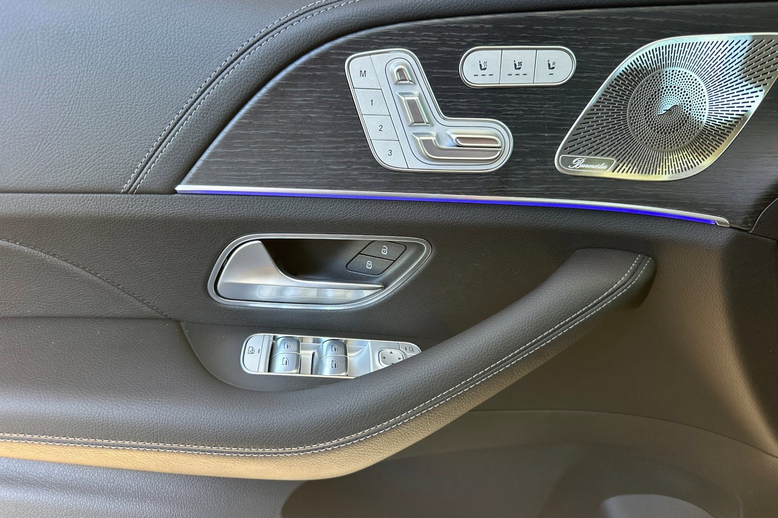 New 2026 Mercedes-Benz GLS 580 4MATIC image 13